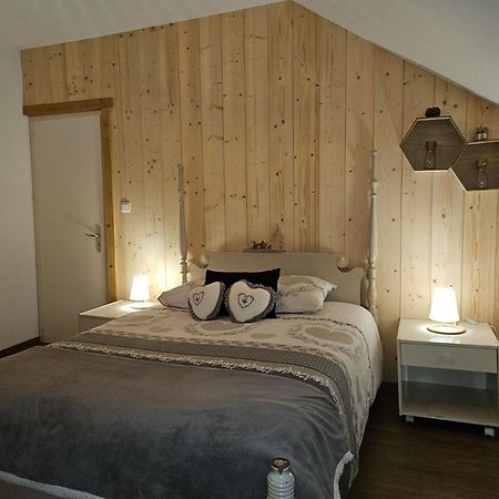 Gite Eglantine 2 A 6 Personnes Avec Spa Et Salle De Jeux Dans La Residence Вантрон Экстерьер фото