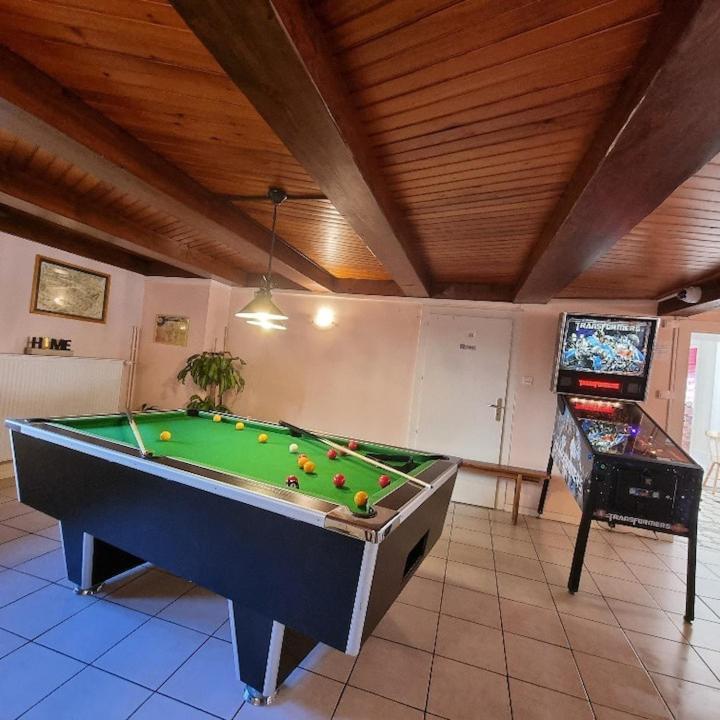 Gite Eglantine 2 A 6 Personnes Avec Spa Et Salle De Jeux Dans La Residence Вантрон Экстерьер фото