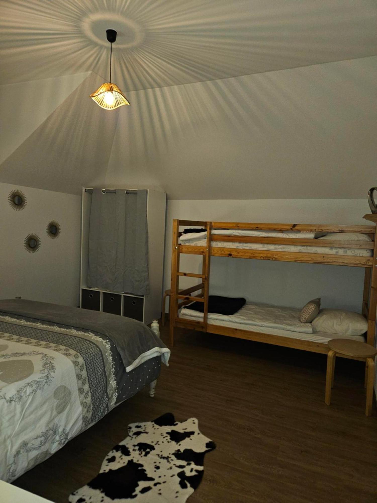 Gite Eglantine 2 A 6 Personnes Avec Spa Et Salle De Jeux Dans La Residence Вантрон Экстерьер фото
